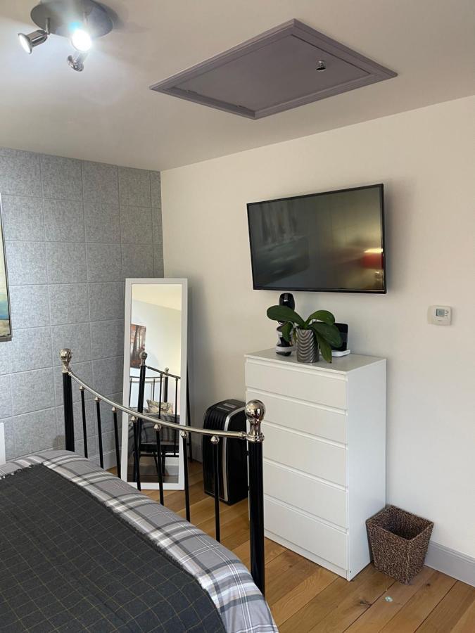 Lindas Retreats Self Catering Accommodation 1 Bedroom Cottage Or 3 Bedroom House Tomintoul Exteriör bild