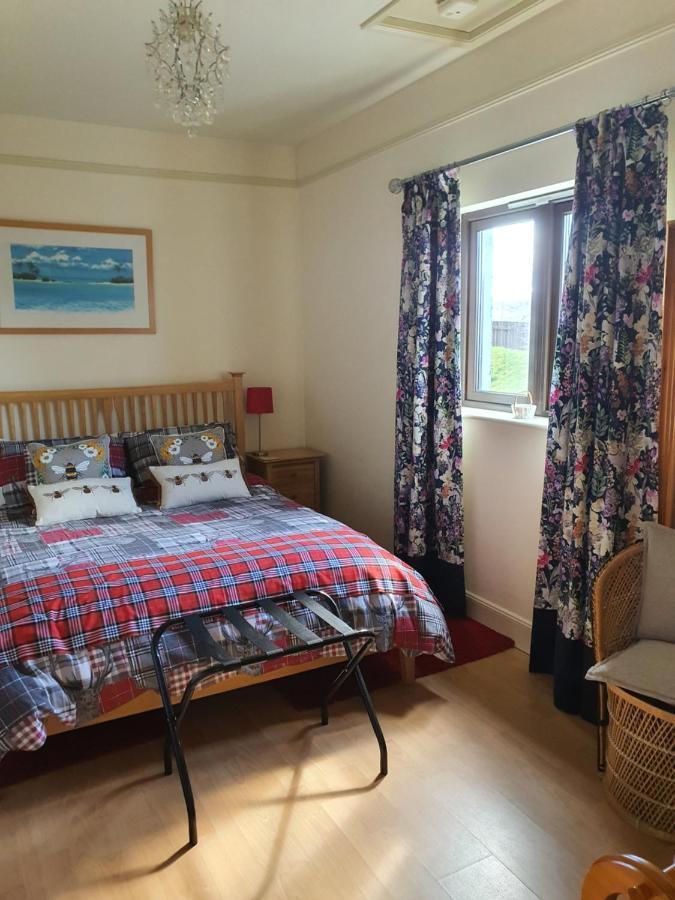 Lindas Retreats Self Catering Accommodation 1 Bedroom Cottage Or 3 Bedroom House Tomintoul Exteriör bild