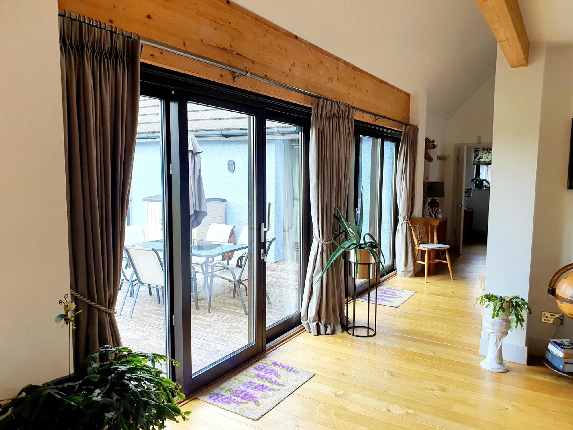 Lindas Retreats Self Catering Accommodation 1 Bedroom Cottage Or 3 Bedroom House Tomintoul Exteriör bild